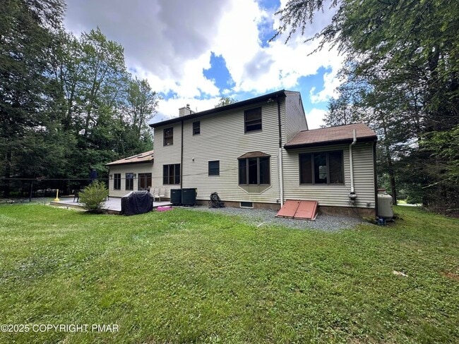 Photo - 113 Sir Bradford Rd