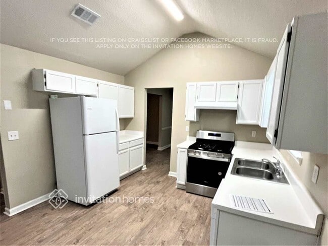 Photo - 6955 Greenfield Ln