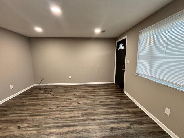 Photo - 3289 Reis Ave