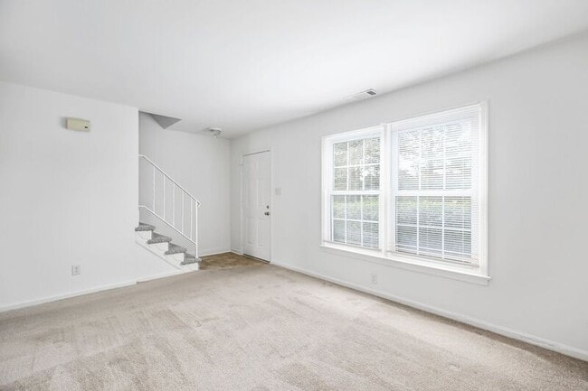 Photo - 307 Ellery Ct
