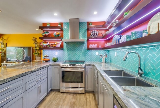 Photo - 3856 Loma Alta Dr