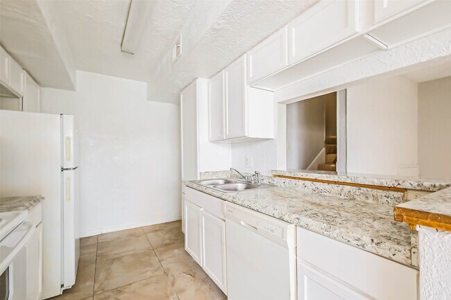 Photo - 6633 W Airport Blvd Unit 502