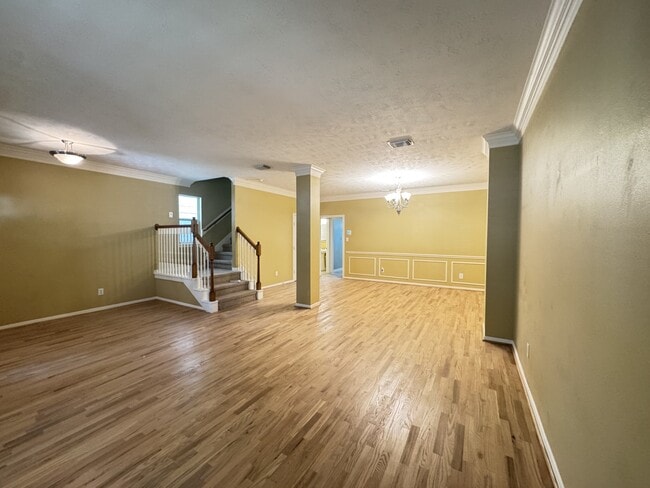 Photo - 3809 Brinkman St