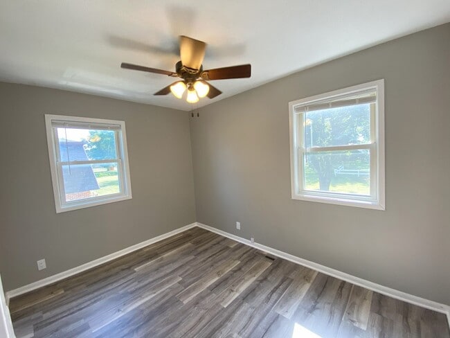 Photo - Rent $925; 2 Bed Duplex