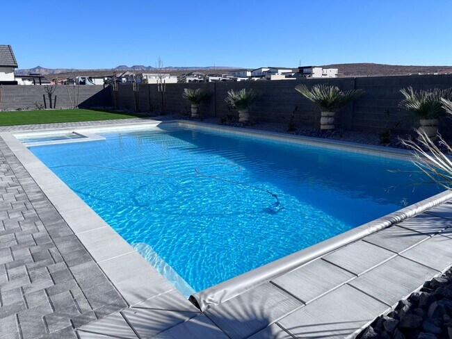 Photo - Brand New 6 Bed 4 Bath Rental with pool Near Sand Hollow!
