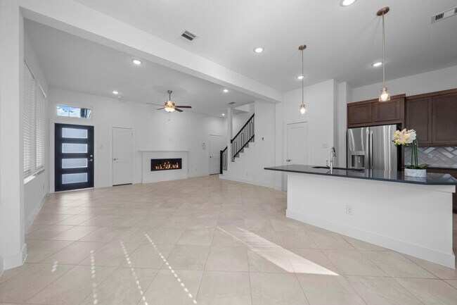 Photo - 447 Pk Hl Ct