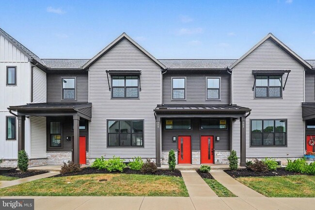 Building Photo - 104 Madison dr