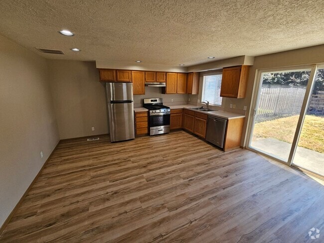 Building Photo - DELTA145-147 Unit 145 Rental