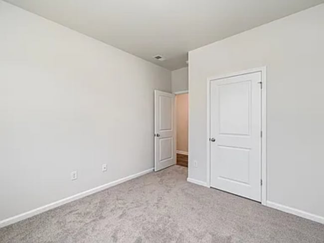 Photo - 328 Sandbach Rd