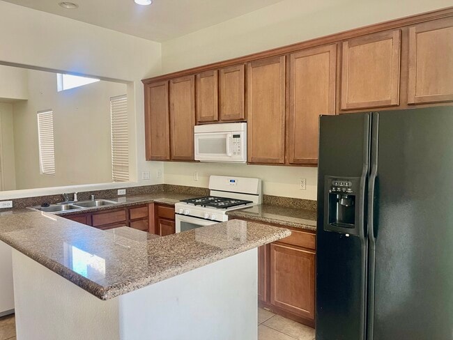 Photo - 6550 Ditmars St