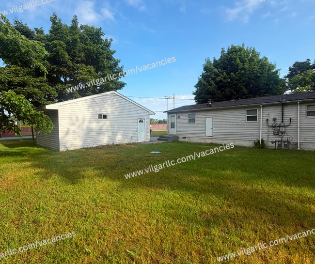 Photo - 11-11 McKinley Ave