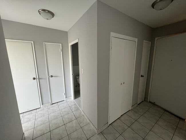 Photo - 325 Melvin Ave