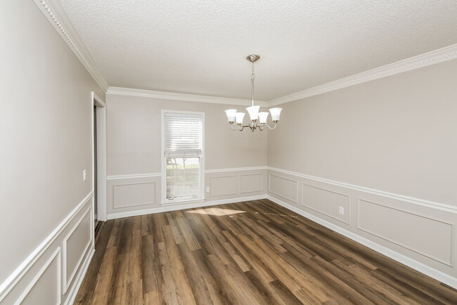 Photo - 4000 Kingsland Cove