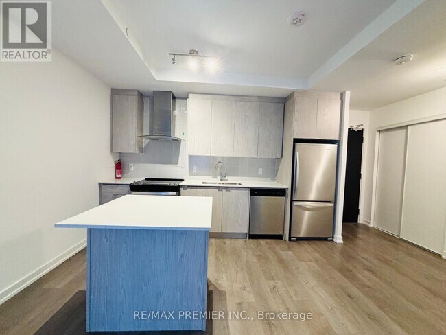 Photo - 55 Duke St W Unit 332