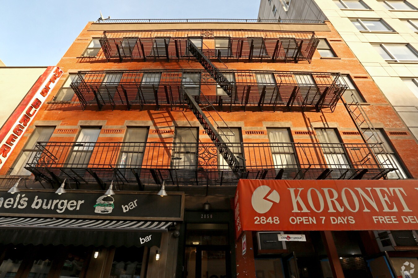 Photo - 2850 Broadway Apartments