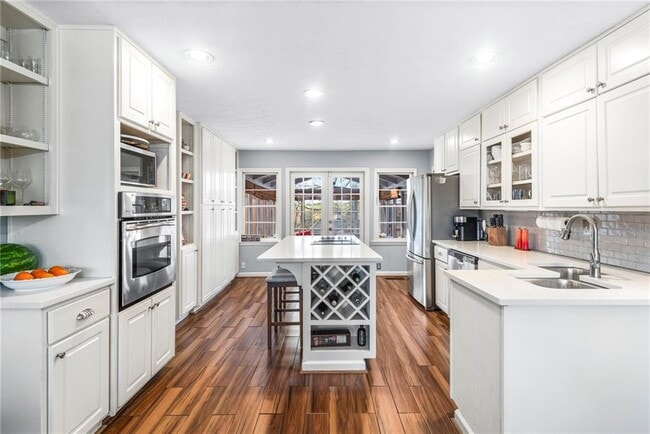 Photo - 5334 Harris Cir