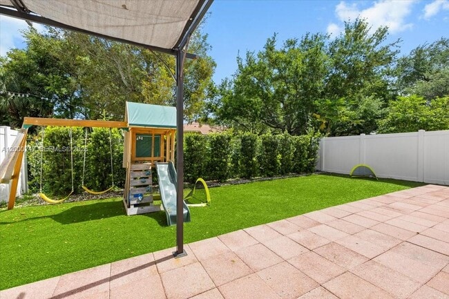 Photo - 15385 SW 51st St