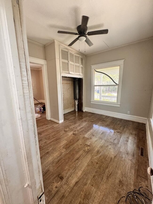 Photo - Charming Family Home in the Heart of Carterville