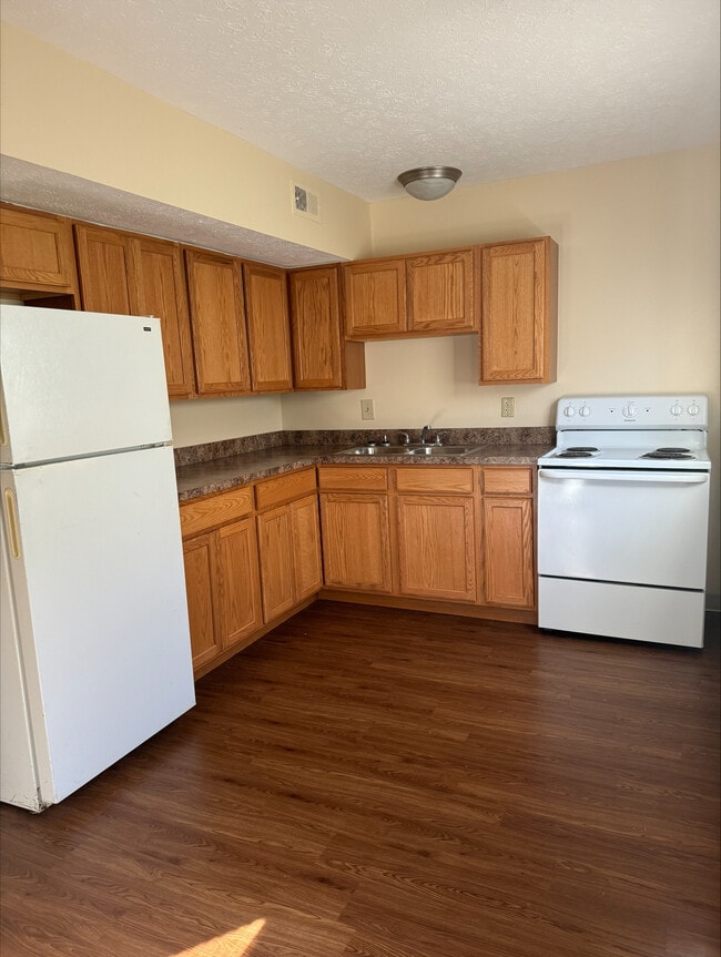 Willow Oaks Apartments
