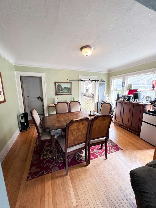Photo - 4022 2nd Ave NE