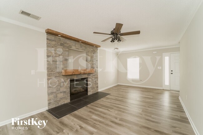 6837 Babbling Brook Ln
