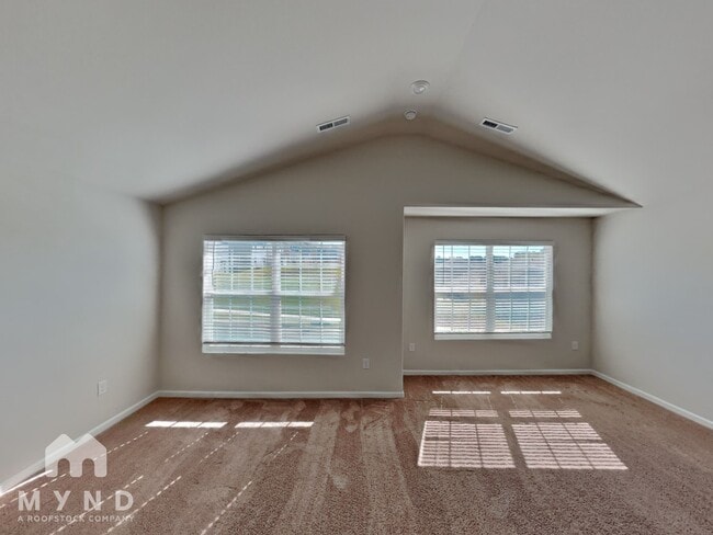 Photo - 5012 Golden Flyer Ln