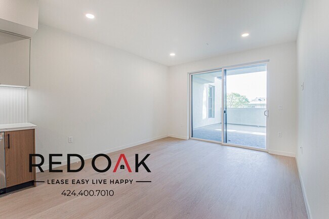 Photo - 856 S Gramercy Dr Unit 209