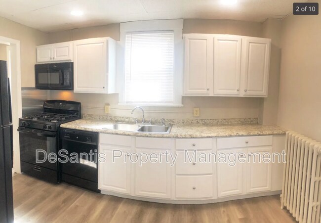 Photo - 229 State St Unidad #2