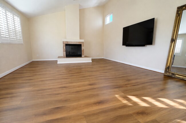 Photo - 2360 Dusk Dr