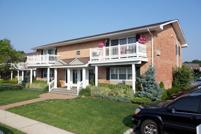 Building Photo - Fairfield Court Rental