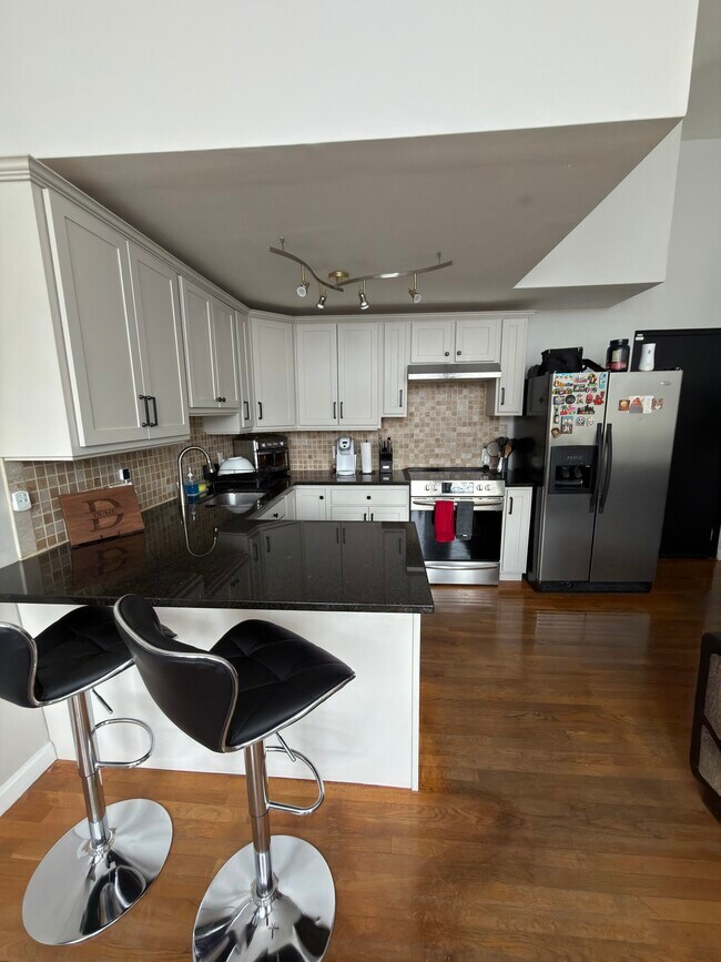 Photo - 48 Washington Ave Unit 102