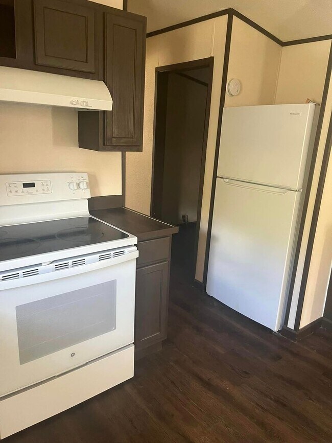 Photo - 3 Bed 2 Bath Mobile Home Available for Rent