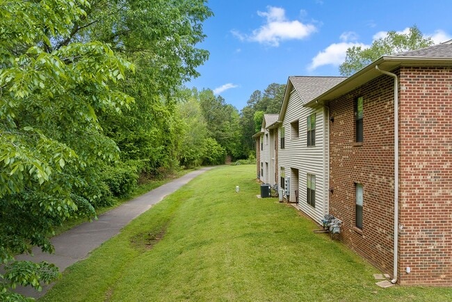 Timberwood Place Apartments