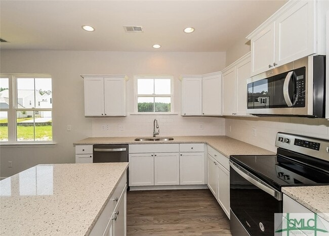 Photo - 104 S Trl Wy