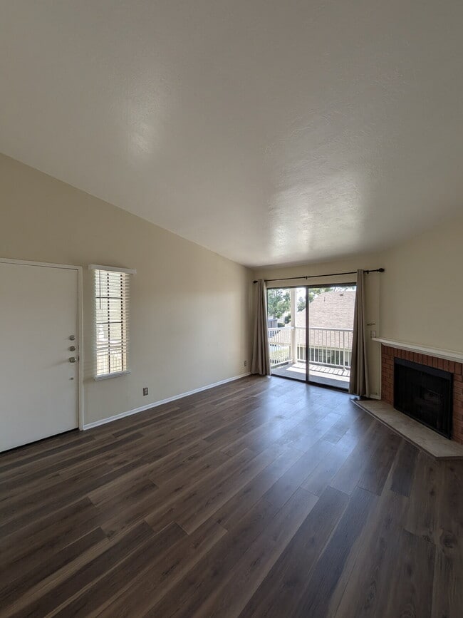 Photo - MOVE-IN READY – 1 BEDROOM CONDO IN GATED TUSTIN COMMUNITY (UNIT 70) Unit 70
