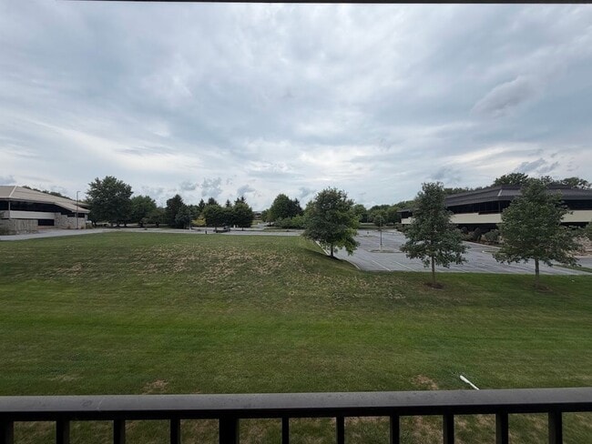Photo - 310 Peters Way