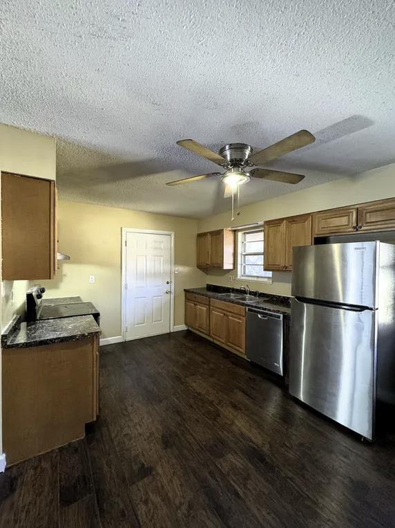 Photo - 3502 Penny St SW