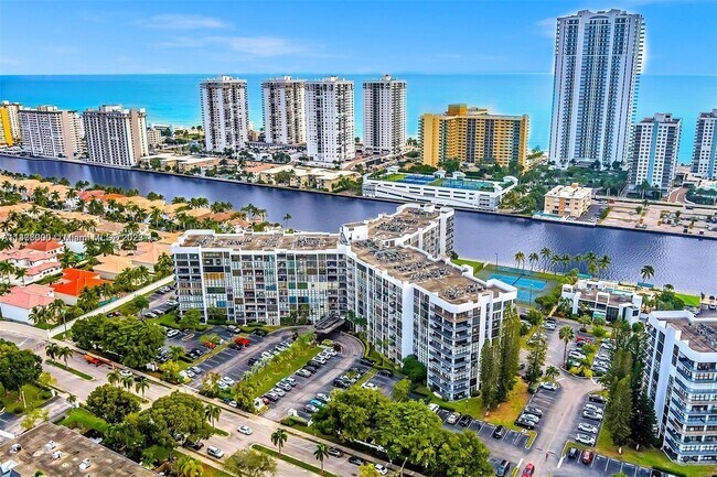 Photo - 400 Leslie Dr Unit 917