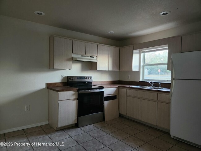 Photo - 10423 Chalmer St