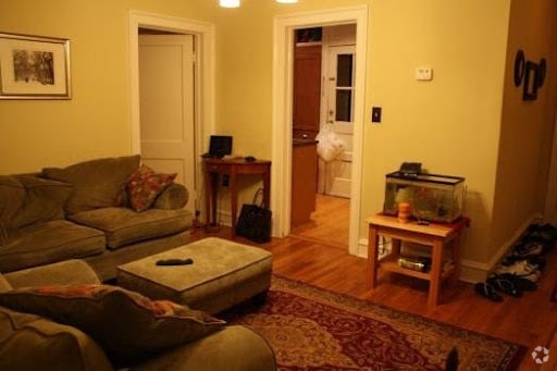 Building Photo - 303 S Arthur Ashe Blvd Unit 8 Rental