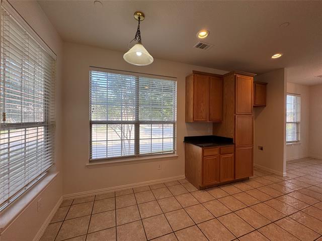 Photo - 900 Englewood Ln