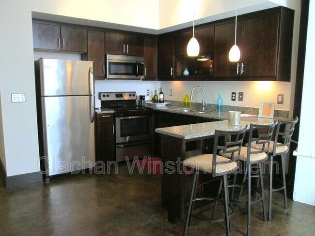 Photo - 101 E. Sixth St. Unit 112