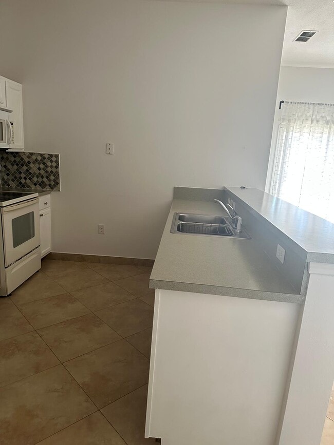 Photo - 9670 Amarante Cir Unit 3