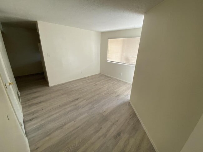 Photo - 13515 Copper Ave NE