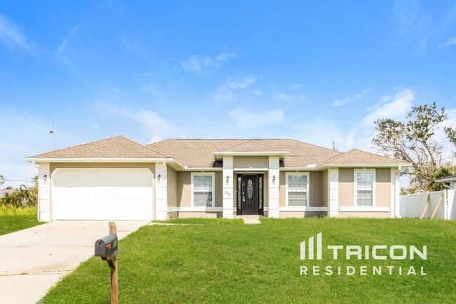 Photo - 1240 Fleetwood Dr NW House