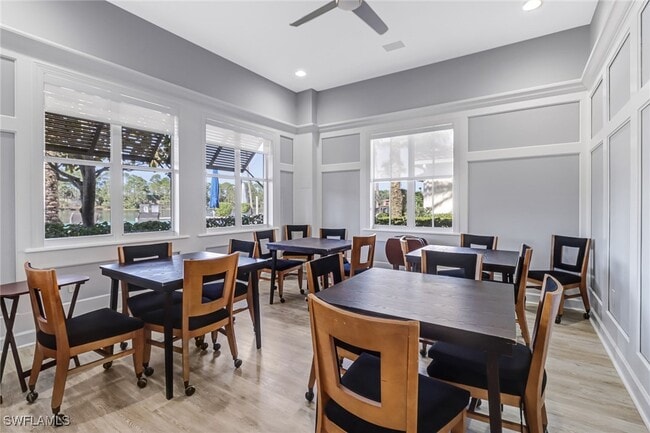 Building Photo - 1664 Tarpon Bay Dr S Unit 7