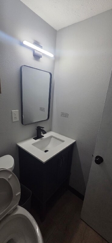 Photo - 740 Jenkins St