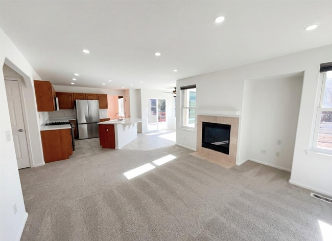 Photo - 1938 Gordon Ct