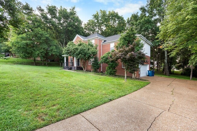 Photo - 1004 Austin Ct