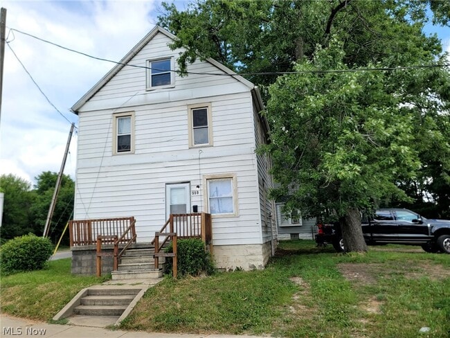 Building Photo - 559 E Exchange St